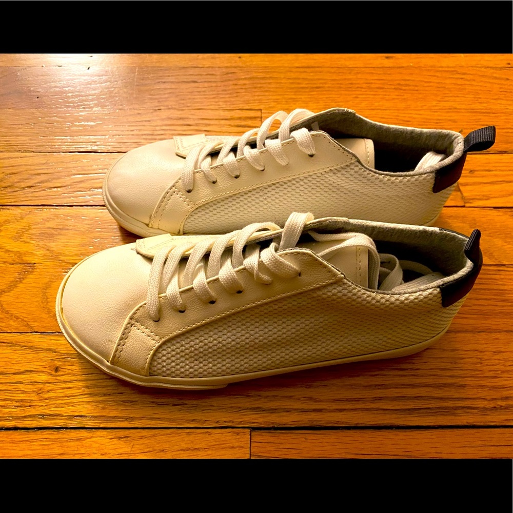 GAP White Sneakers (US Kids 3) - NWOT